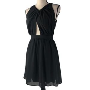 Sans Souci sleeveless Chiffon Keyhole dress Small
